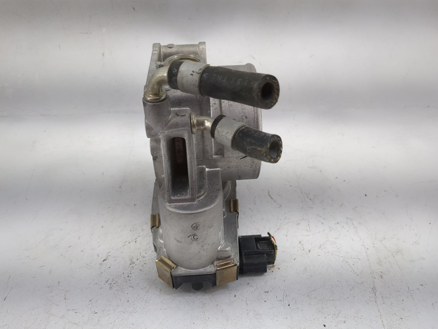 2015-2022 Nissan Murano Throttle Body Fits Fits 2015 2016 2017 2018 2019 2020 2021 2022 OEM Used Auto Parts - Oemusedautopar