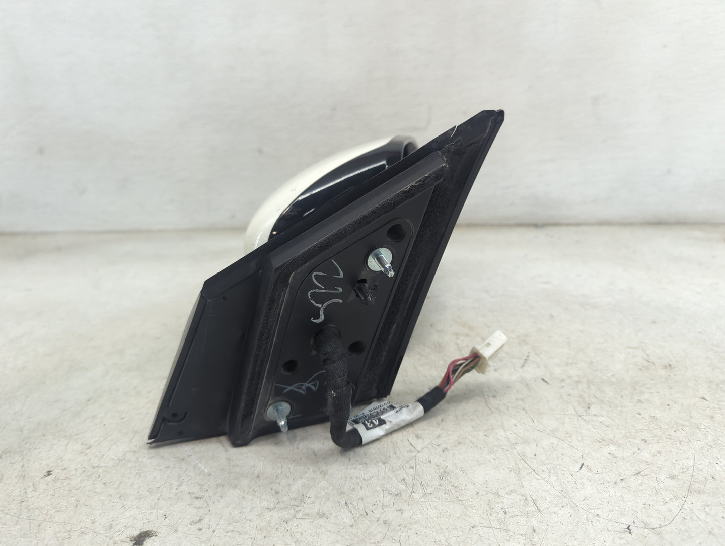 2015-2016 Nissan Murano Passenger Side View Mirror - Right Door Mirror OEM Used - Oemusedautoparts1.com
