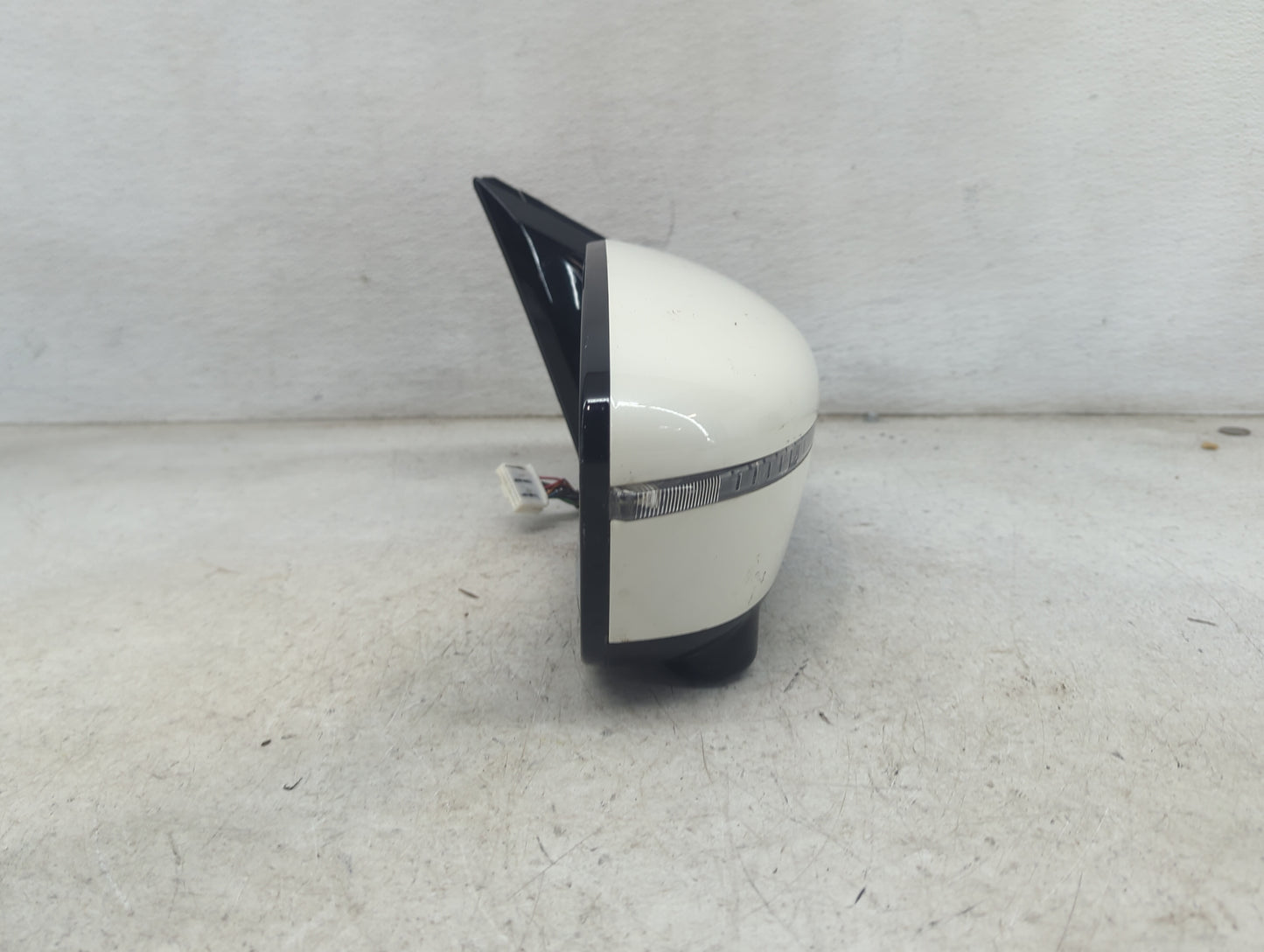 2015-2016 Nissan Murano Passenger Side View Mirror - Right Door Mirror OEM Used - Oemusedautoparts1.com