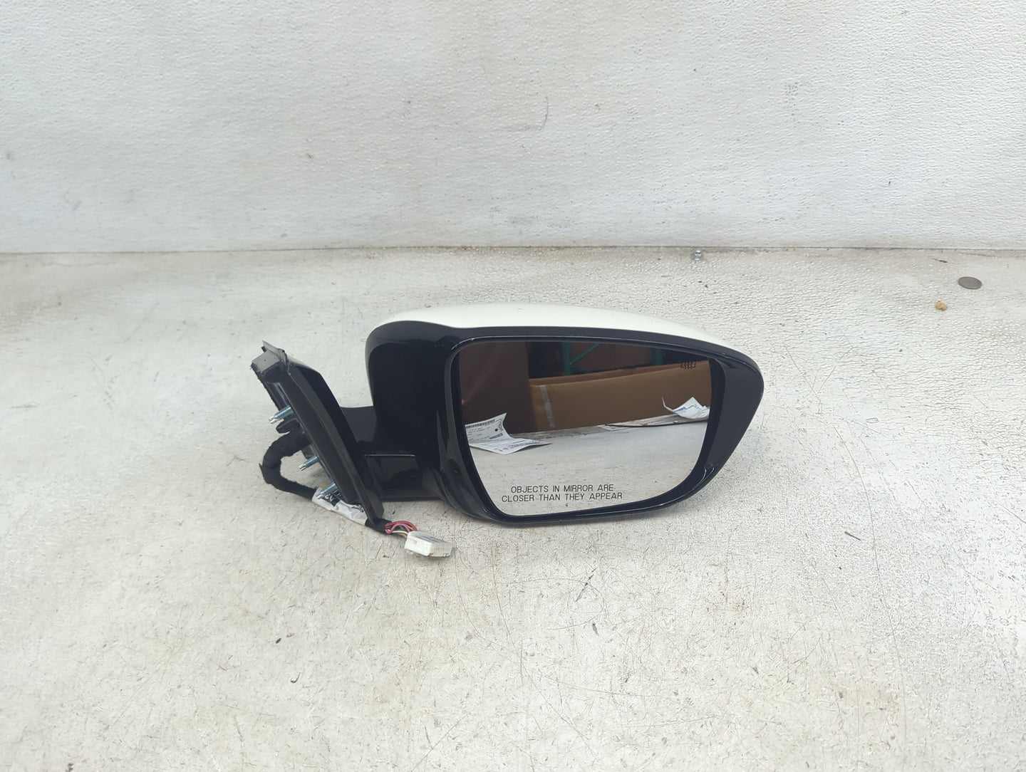 2015-2016 Nissan Murano Passenger Side View Mirror - Right Door Mirror OEM Used - Oemusedautoparts1.com
