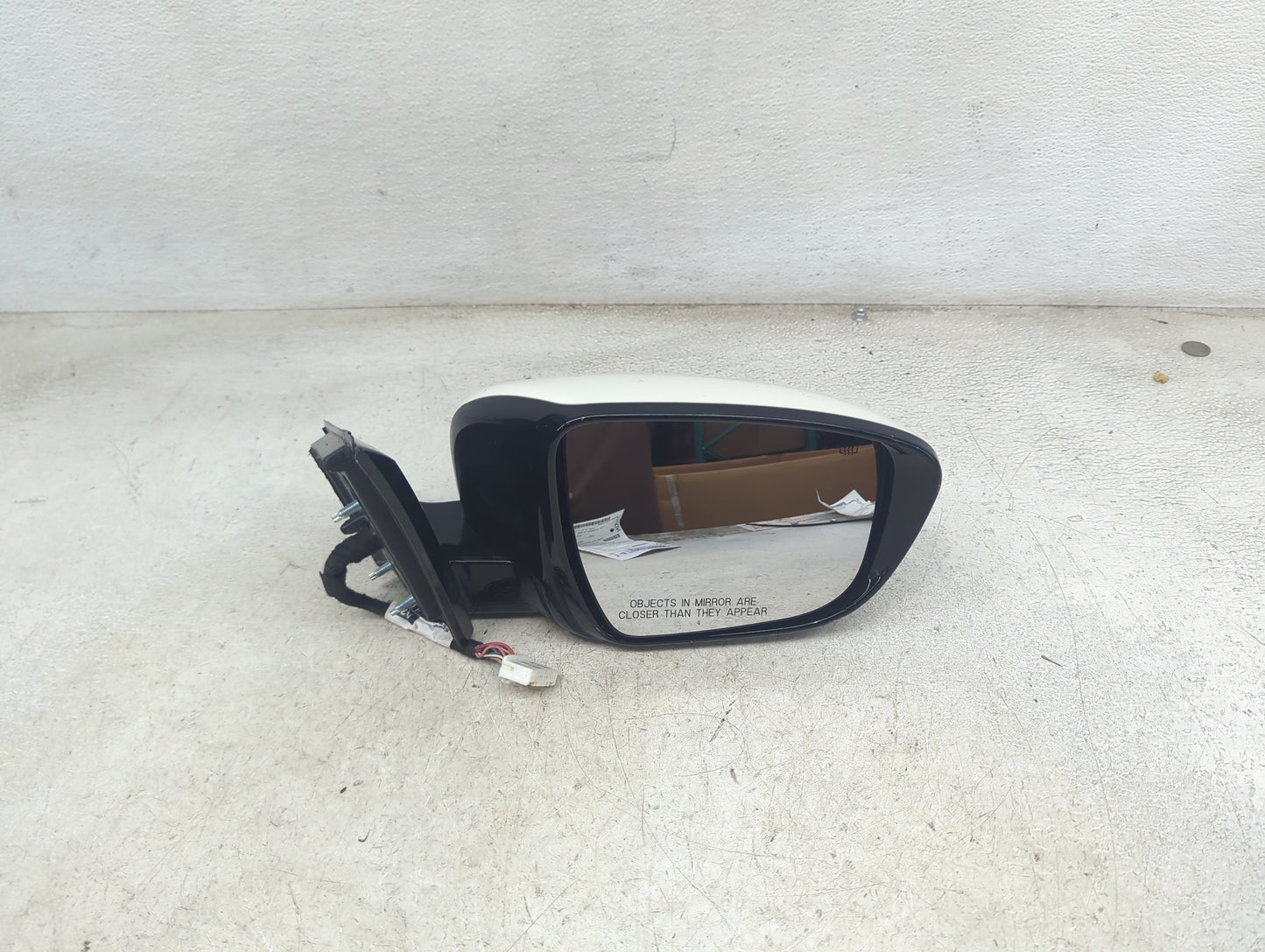 2015-2016 Nissan Murano Passenger Side View Mirror - Right Door Mirror OEM Used - Oemusedautoparts1.com