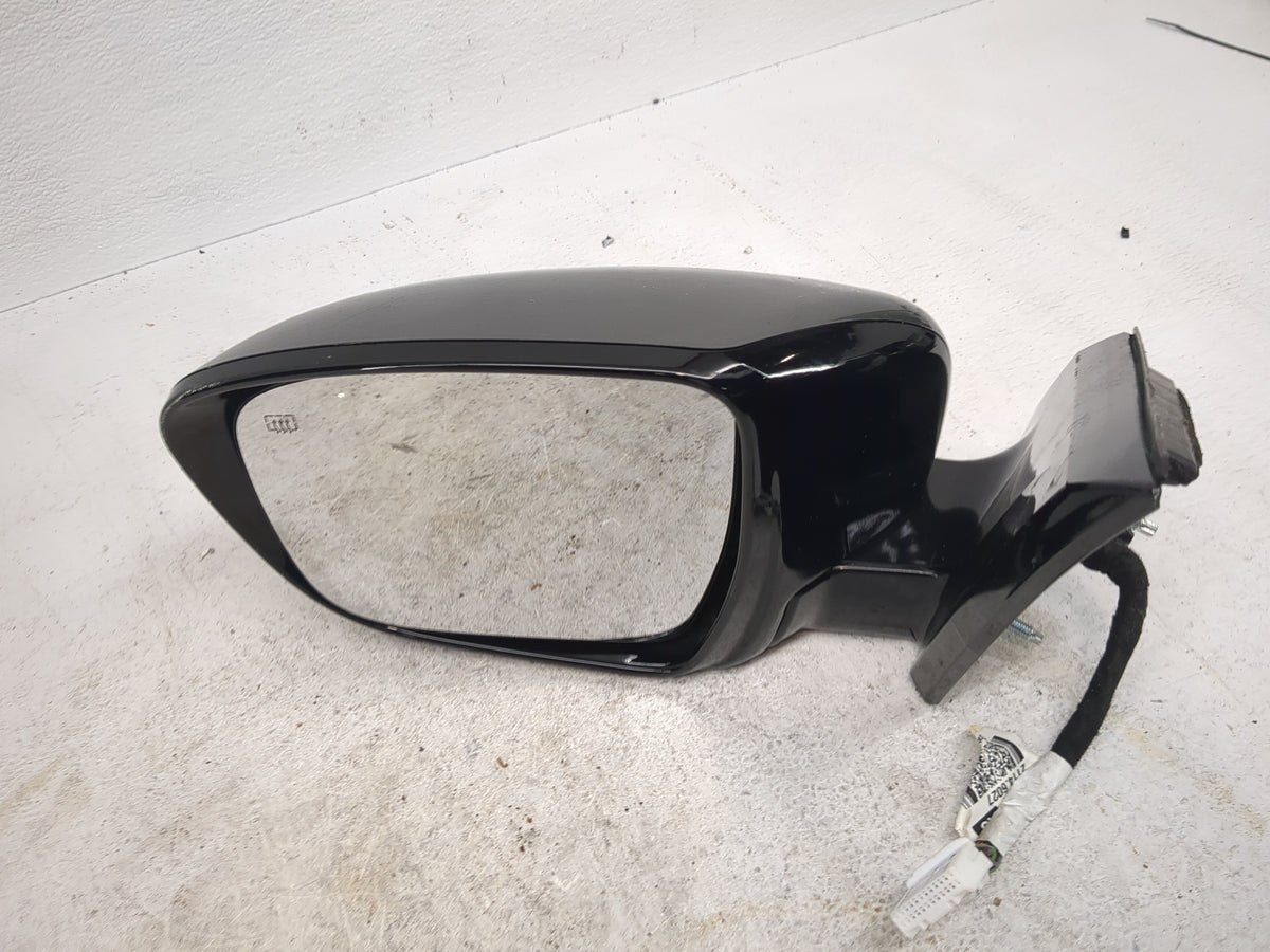 2015-2016 Nissan Murano Driver Side View Mirror - Left Door Mirror OEM Used - Oemusedautoparts1.com