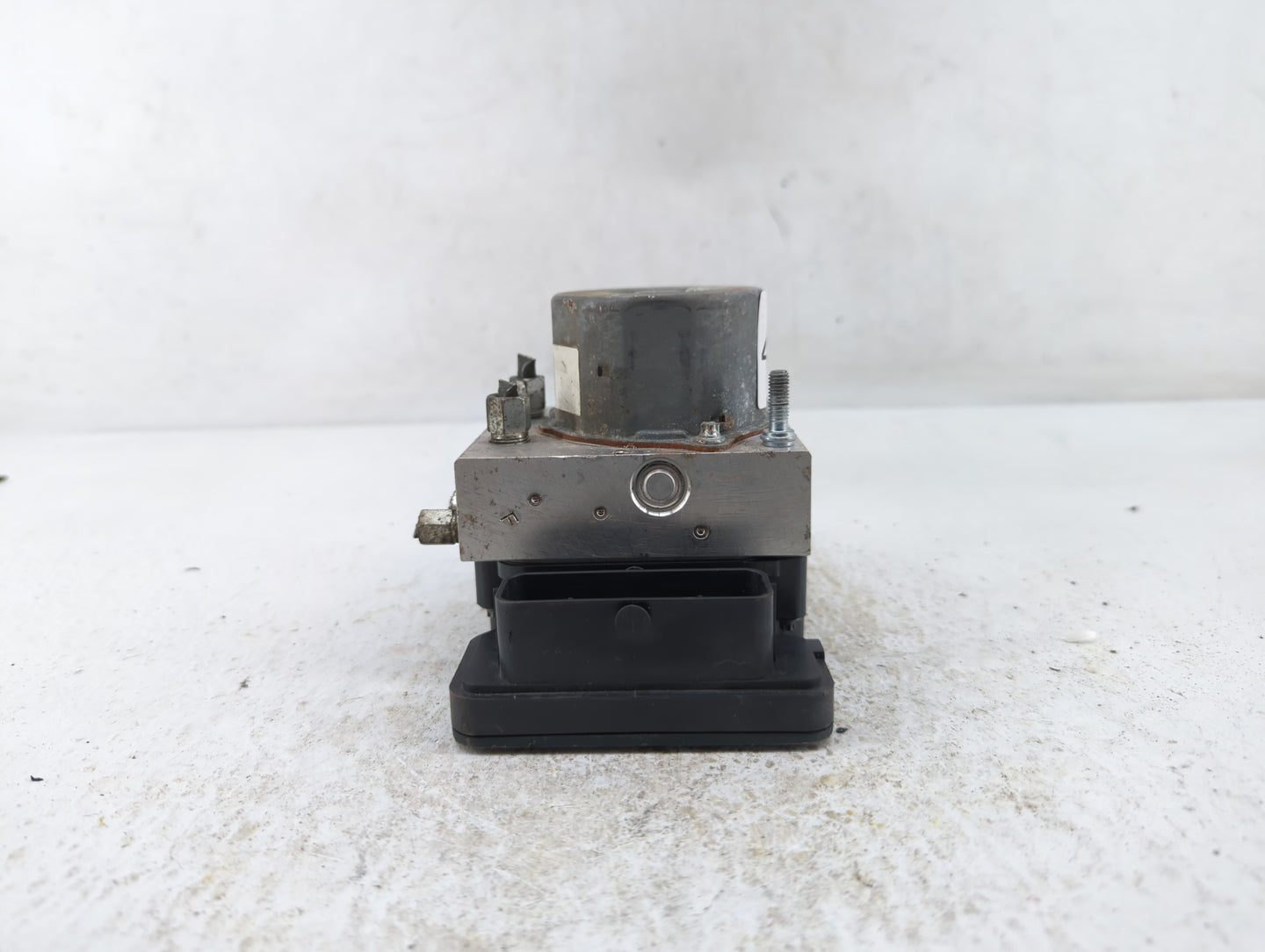 2015-2017 Nissan Murano ABS Pump Control Module Replacement P/N:47660 5AA0A 47660 5AA1C Fits Fits 2015 2016 2017 OEM Used Au