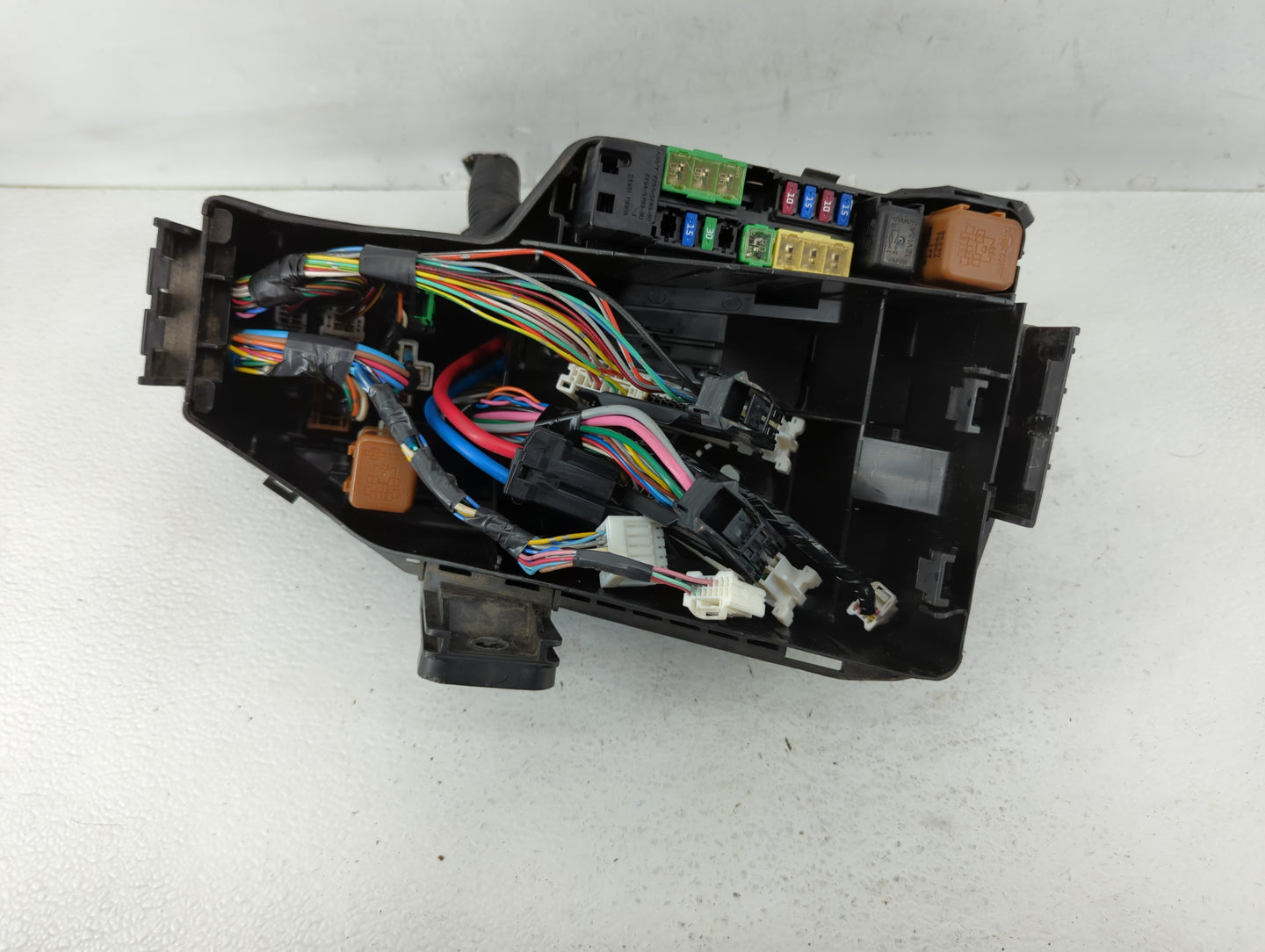 2016 Nissan Murano Fusebox Fuse Box Panel Relay Module P/N:7254-5763-30 Fits OEM Used Auto Parts - Oemusedautoparts1.com