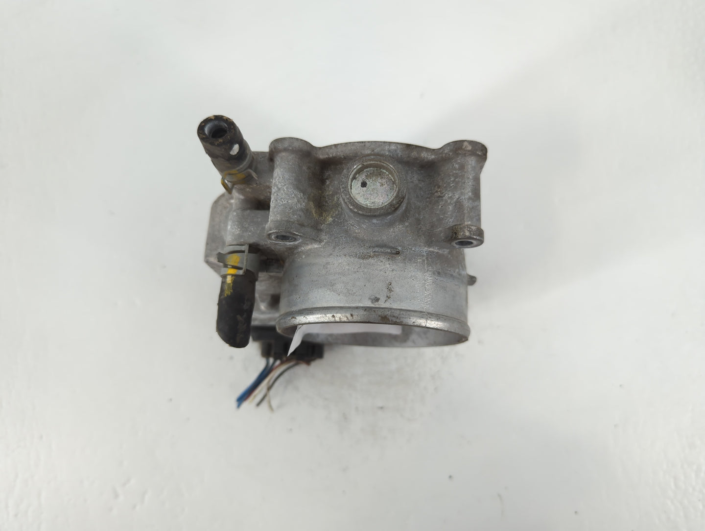 2014-2020 Nissan Nv1500 Throttle Body P/N:B119 7S001 D Fits Fits 2012 2013 2014 2015 2016 2017 2018 2019 2020 OEM Used Auto 