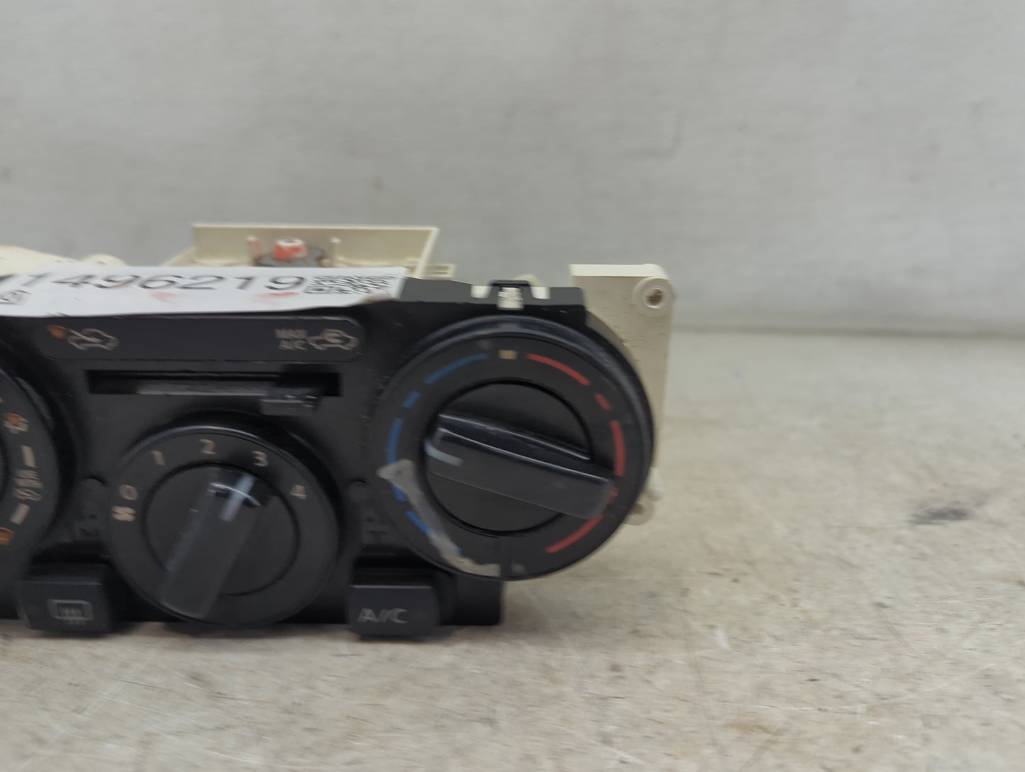 2016 Nissan Nv200 Climate Control Module Temperature AC/Heater Replacement Fits OEM Used Auto Parts - Oemusedautoparts1.com
