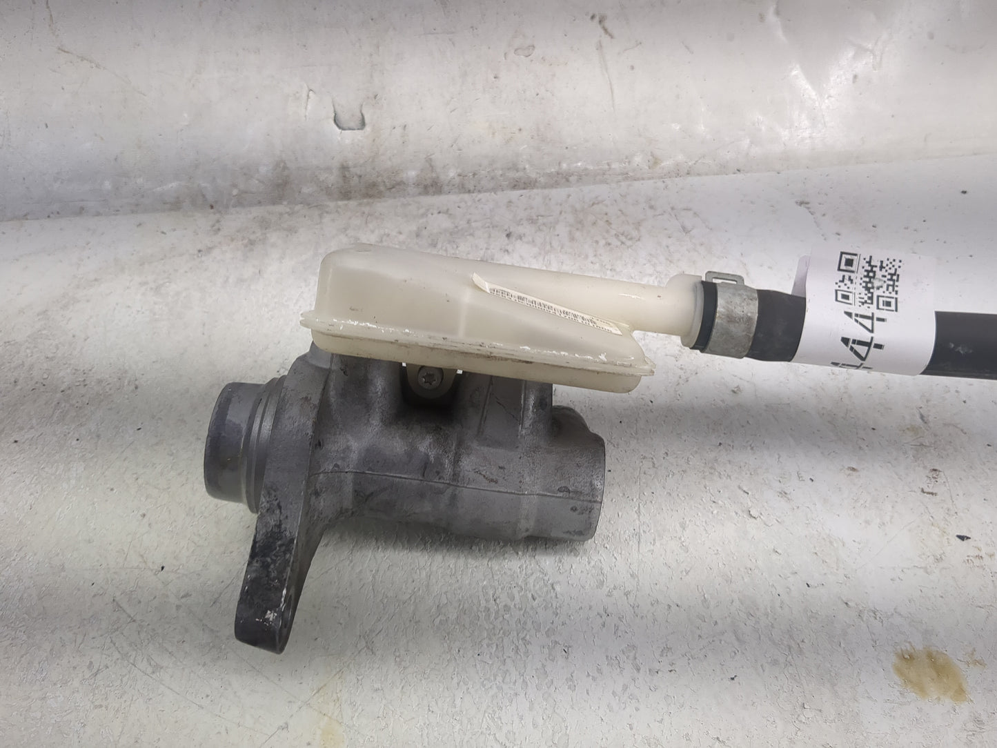 Nissan Nv200 Brake Master Cylinder 1498444 - Oemusedautoparts1.com