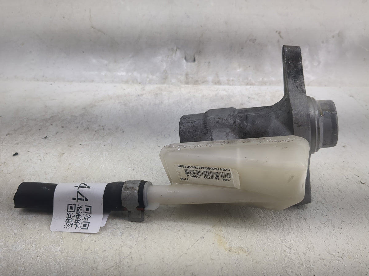 Nissan Nv200 Brake Master Cylinder 1498444 - Oemusedautoparts1.com