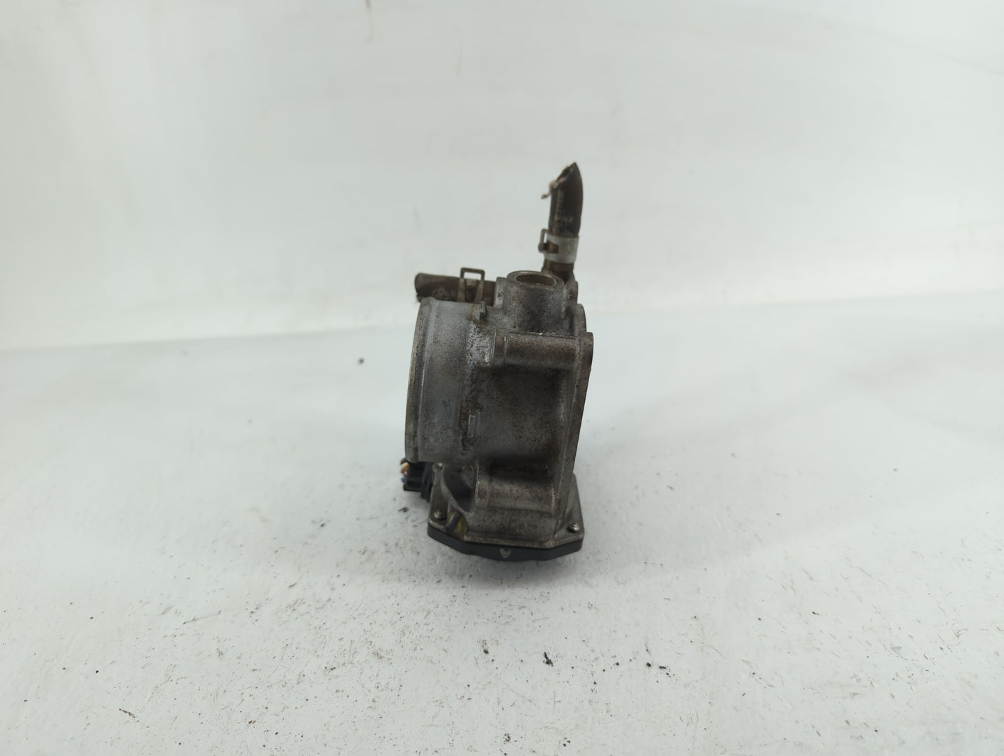 2014-2020 Nissan Nv200 Throttle Body P/N:ET-A60-02 E ET-A60-02 J Fits OEM Used Auto Parts - Oemusedautoparts1.com