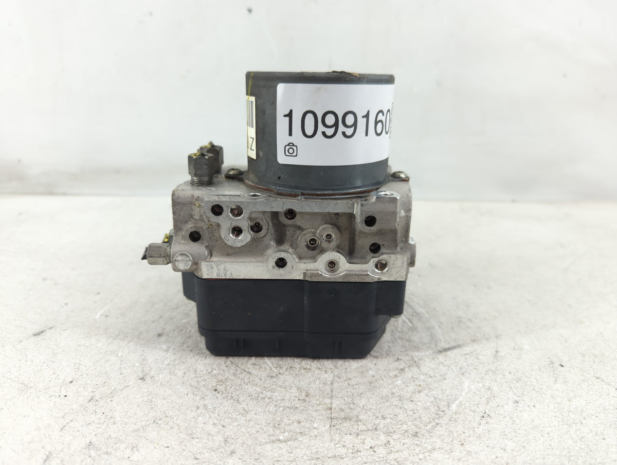 2016 Nissan Pathfinder Anti-Lock Brake ABS Pump Module Actuator OEM P/N:47660-9NF0B Fits OEM Used Auto Parts - Oemusedautopa