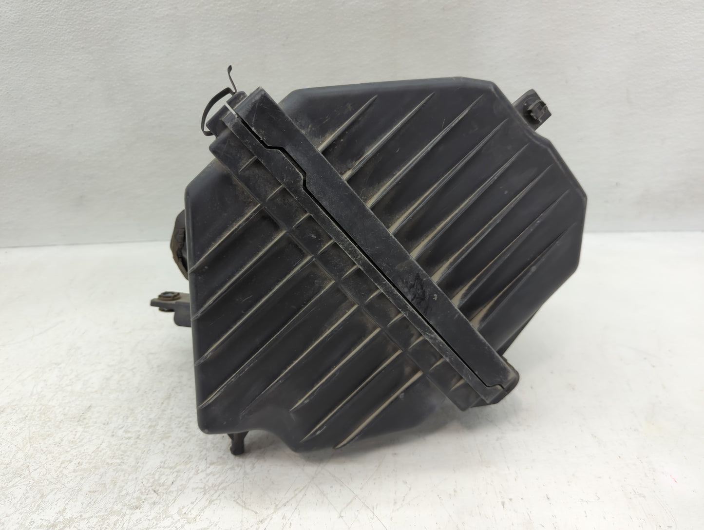 2016 Nissan Pathfinder Air Cleaner Intake-duct Hose Tube - Oemusedautoparts1.com