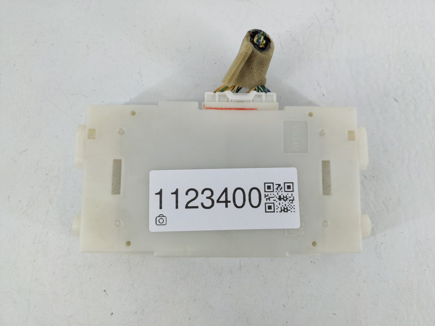 2016-2016 Nissan Pathfinder Chassis Control Module Ccm Bcm Body Control - Oemusedautoparts1.com