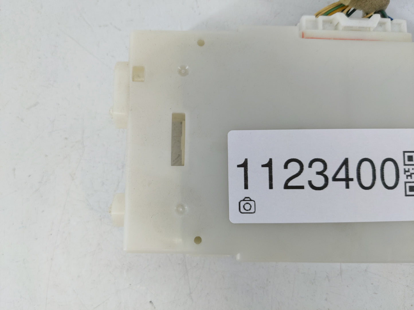 2016-2016 Nissan Pathfinder Chassis Control Module Ccm Bcm Body Control - Oemusedautoparts1.com