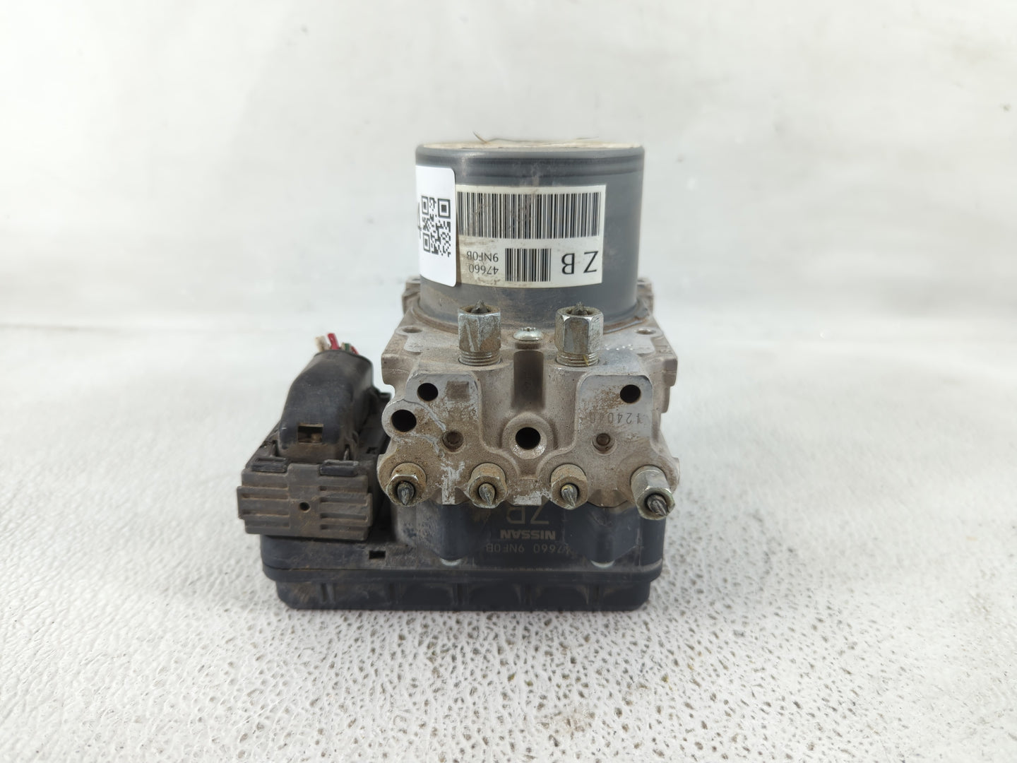 2016 Nissan Pathfinder ABS Pump Control Module Replacement P/N:47660 9NF0B Fits OEM Used Auto Parts - Oemusedautoparts1.com