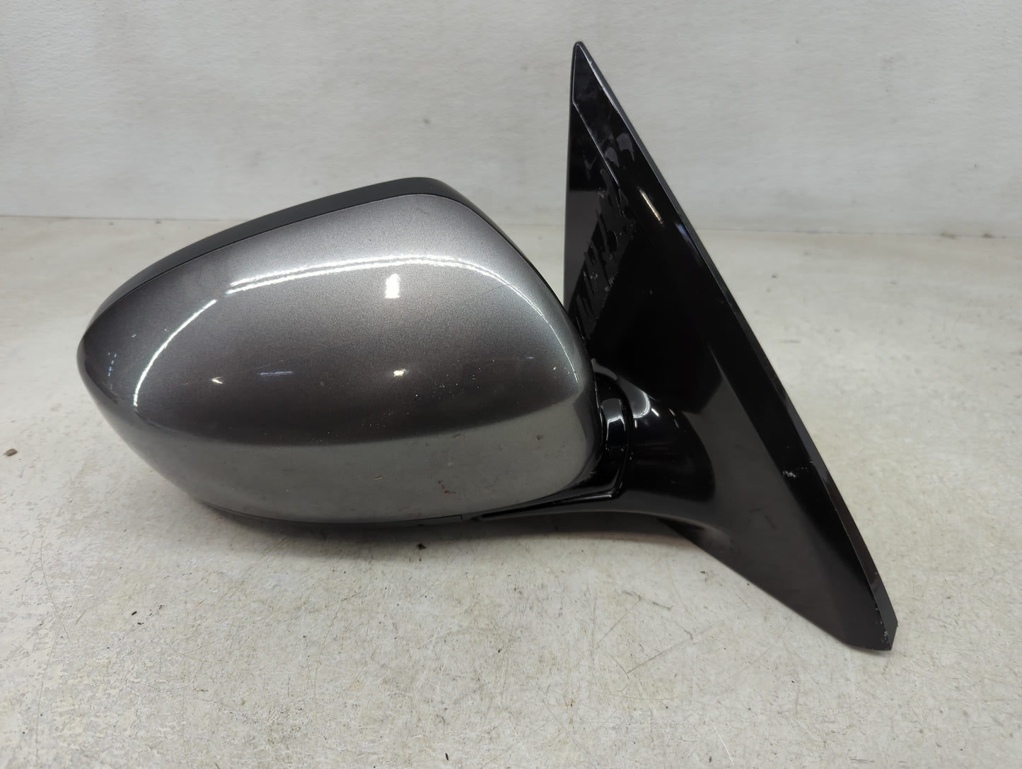 2013-2016 Nissan Pathfinder Passenger Side View Mirror - Right Door Mirror OEM Used - Oemusedautoparts1.com