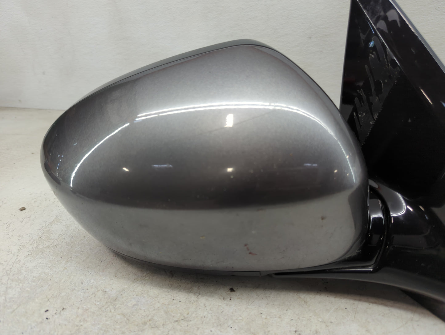 2013-2016 Nissan Pathfinder Passenger Side View Mirror - Right Door Mirror OEM Used - Oemusedautoparts1.com