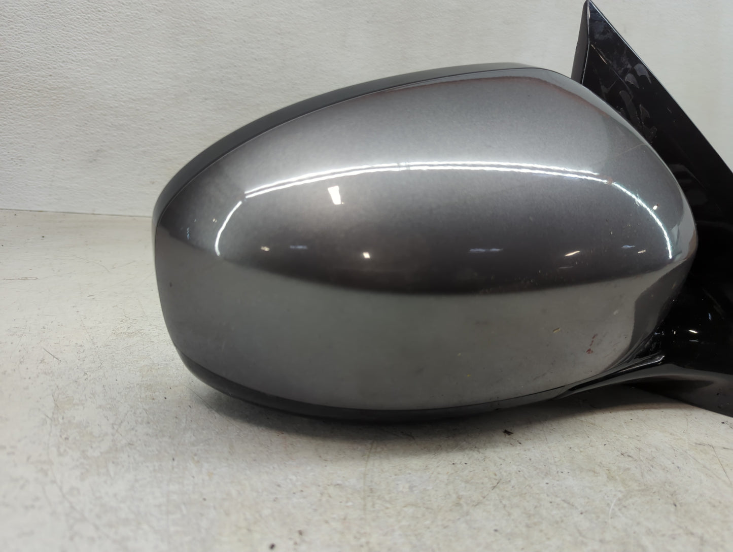 2013-2016 Nissan Pathfinder Passenger Side View Mirror - Right Door Mirror OEM Used - Oemusedautoparts1.com