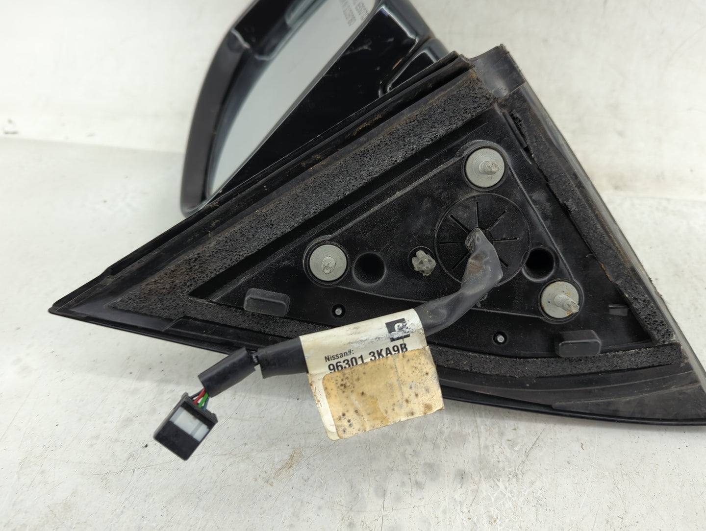 2013-2016 Nissan Pathfinder Passenger Side View Mirror - Right Door Mirror OEM Used - Oemusedautoparts1.com