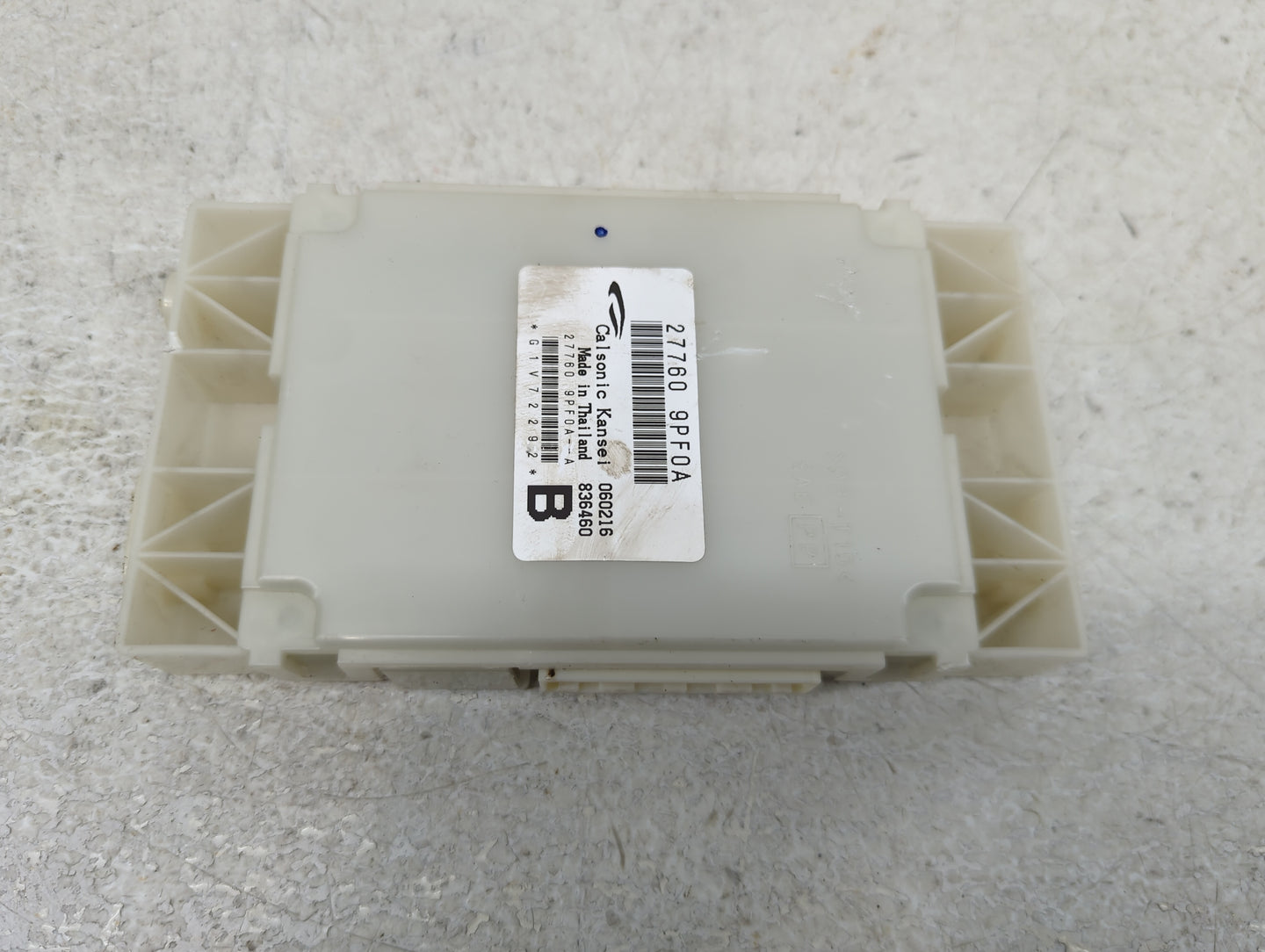 2016-2016 Nissan Pathfinder Temperature Control Module 27760-9pf0a - Oemusedautoparts1.com