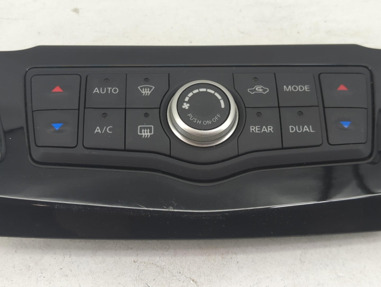 2013-2016 Nissan Pathfinder Climate Control Module Temperature AC/Heater Replacement P/N:275003KA2A 27500 3KA2A Fits OEM Use