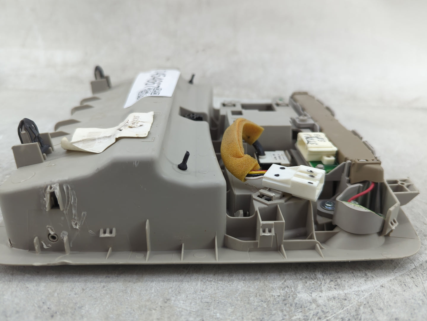 2016 Nissan Pathfinder Overhead Console W/rear Climate Control - Oemusedautoparts1.com