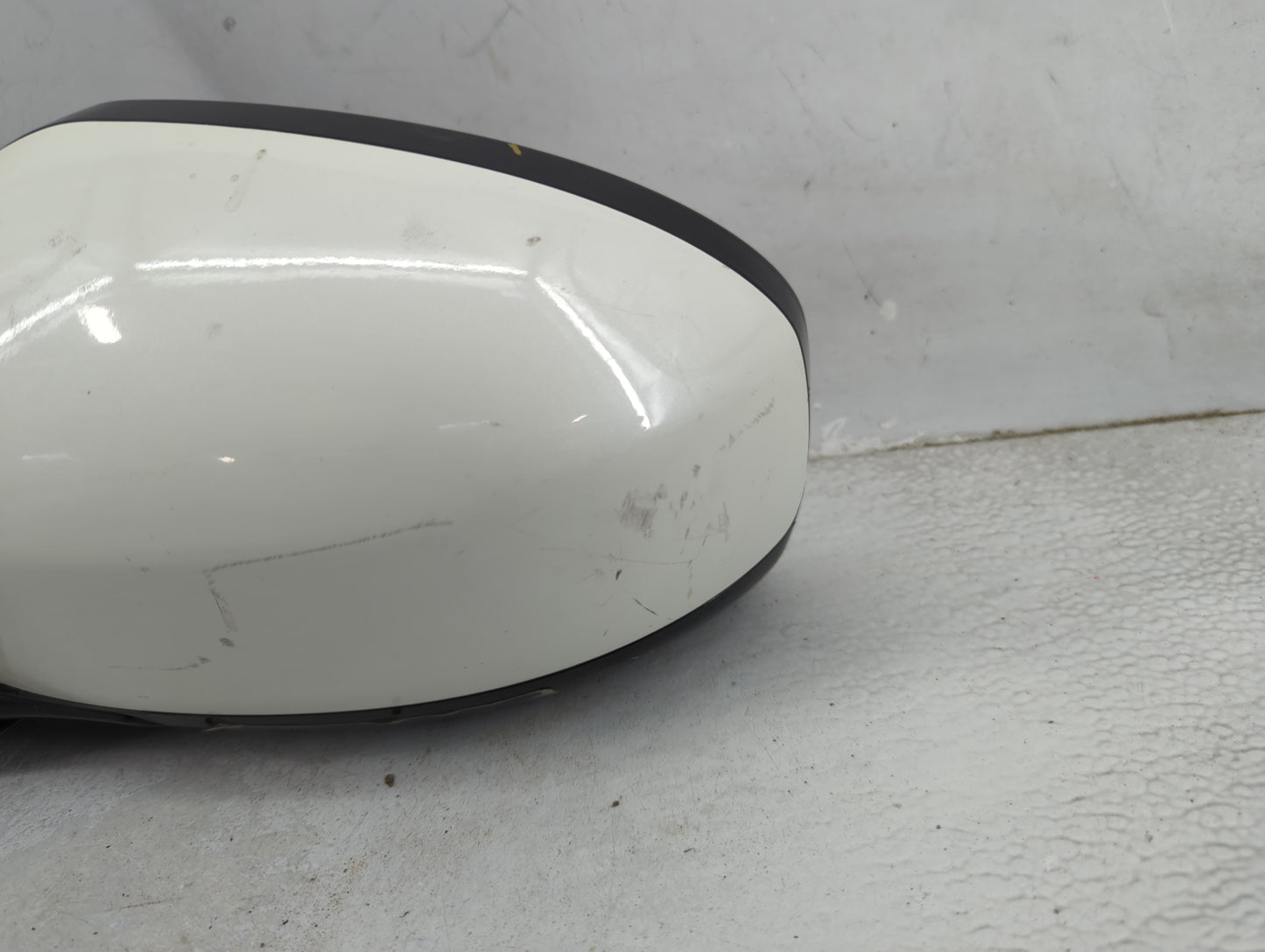 2013-2016 Nissan Pathfinder Driver Side View Mirror - Left Door Mirror OEM Used - Oemusedautoparts1.com