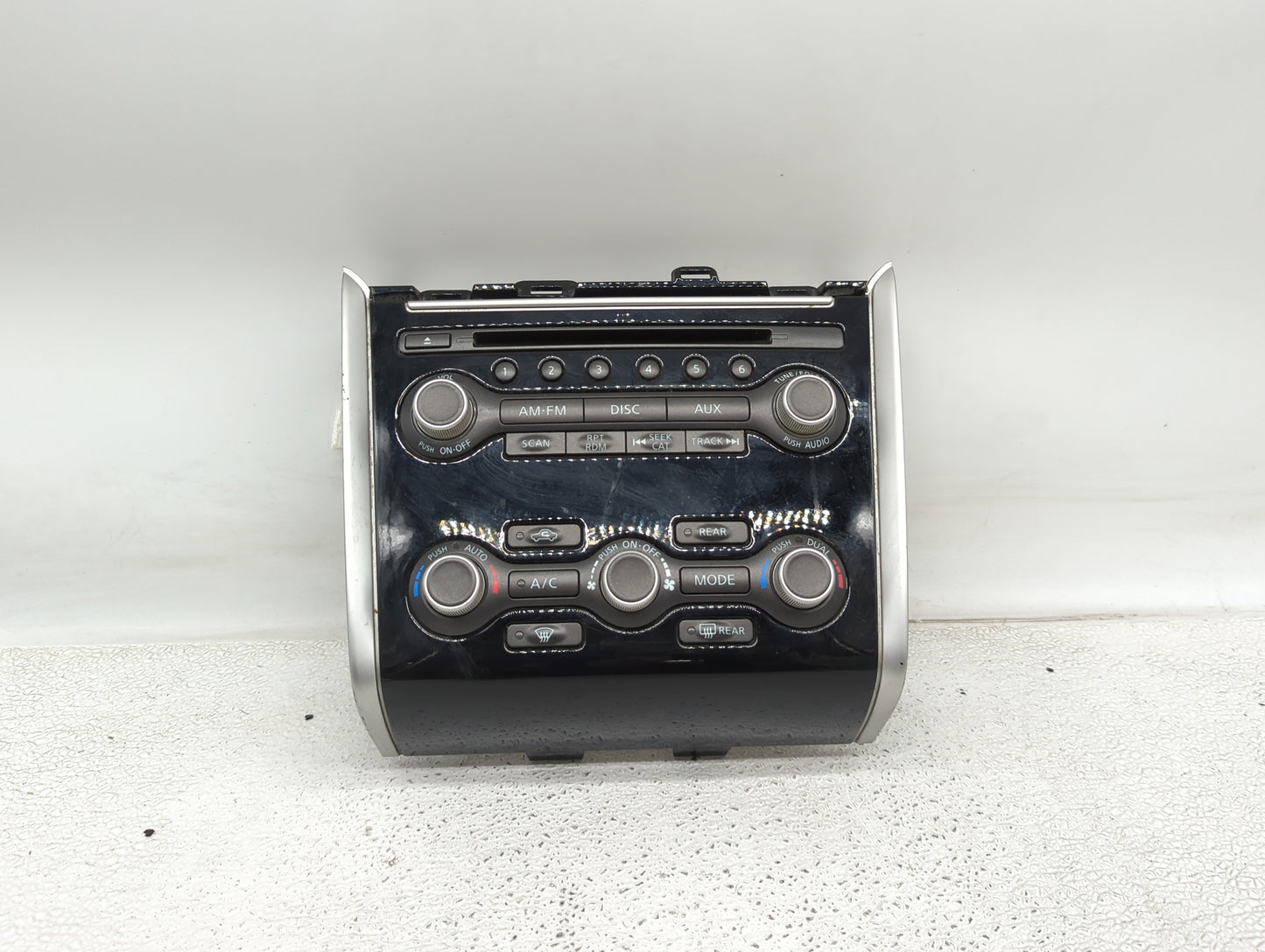 2015-2016 Nissan Pathfinder Radio Control Panel - Oemusedautoparts1.com