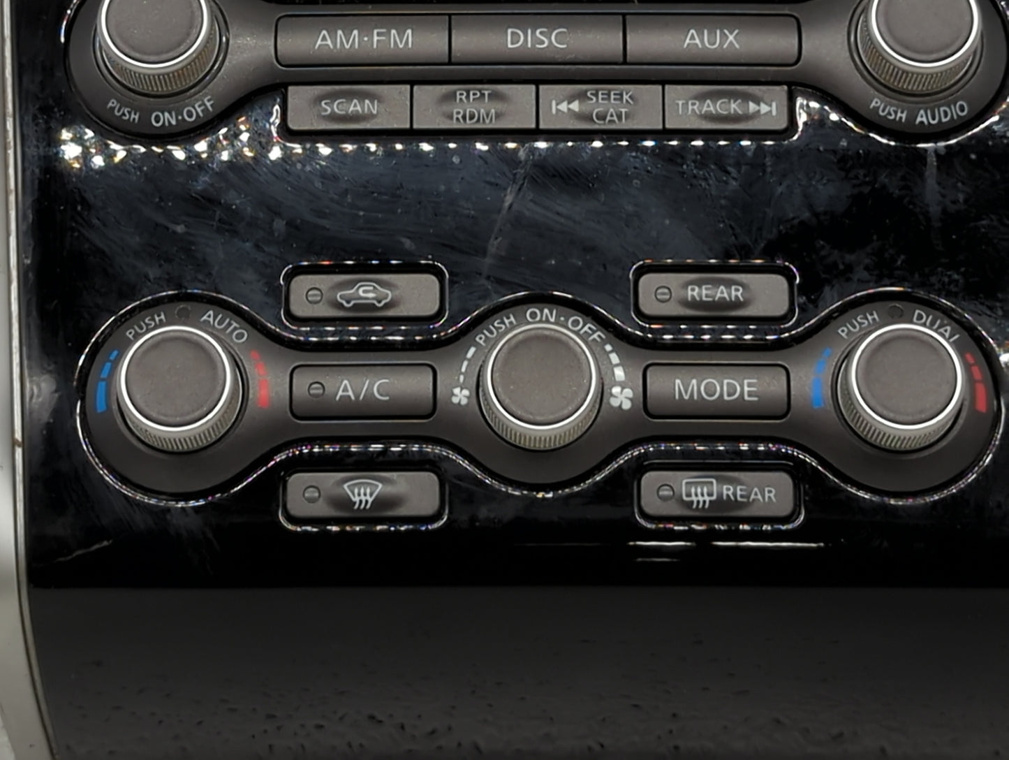 2015-2016 Nissan Pathfinder Radio Control Panel - Oemusedautoparts1.com