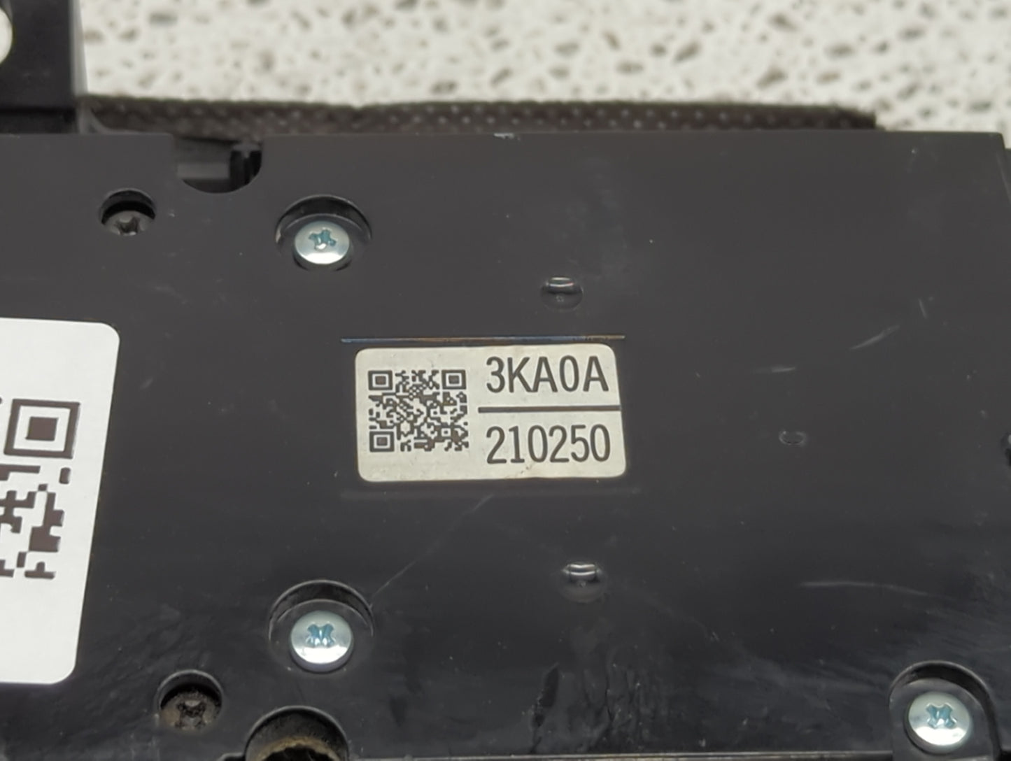 2015-2016 Nissan Pathfinder Radio Control Panel - Oemusedautoparts1.com