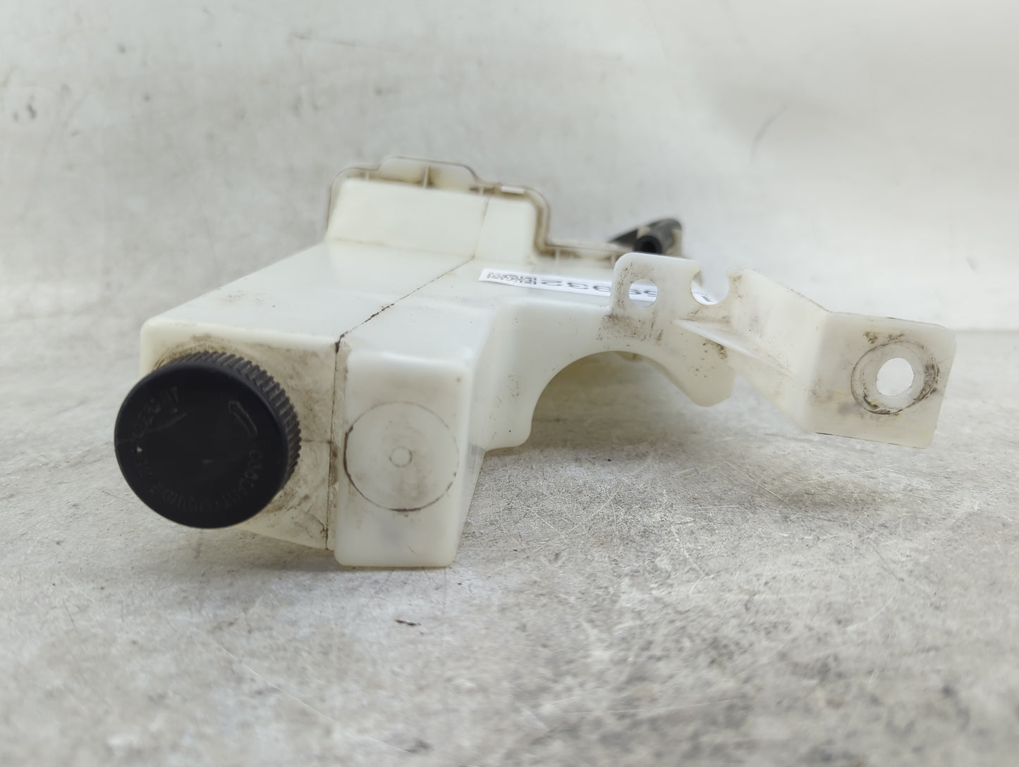 2013 Nissan Pathfinder Radiator Coolant Overflow Expansion Tank Bottle 1459932 - Oemusedautoparts1.com