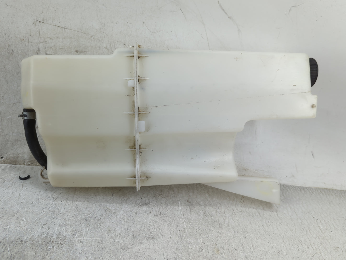 2013 Nissan Pathfinder Radiator Coolant Overflow Expansion Tank Bottle 1459932 - Oemusedautoparts1.com