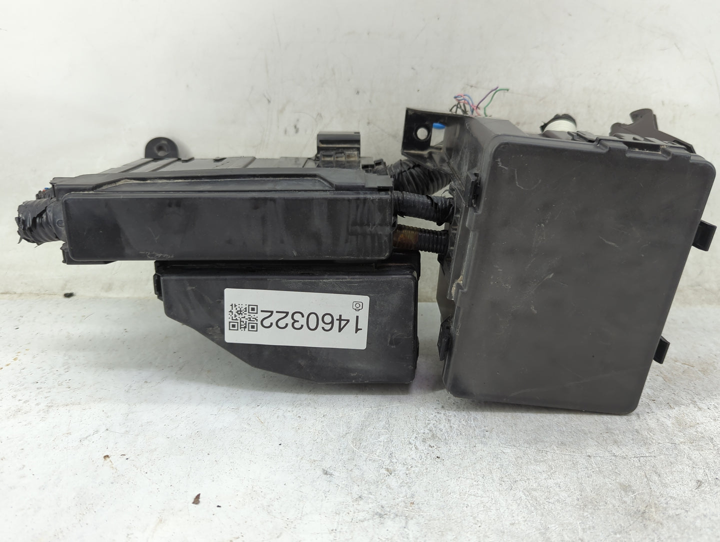 2015-2022 Nissan Pathfinder Fusebox Fuse Box Panel Relay Module Fits Fits 2015 2016 2017 2018 2019 2020 2022 OEM Used Auto P