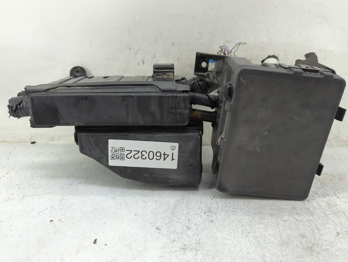 2015-2022 Nissan Pathfinder Fusebox Fuse Box Panel Relay Module Fits Fits 2015 2016 2017 2018 2019 2020 2022 OEM Used Auto P