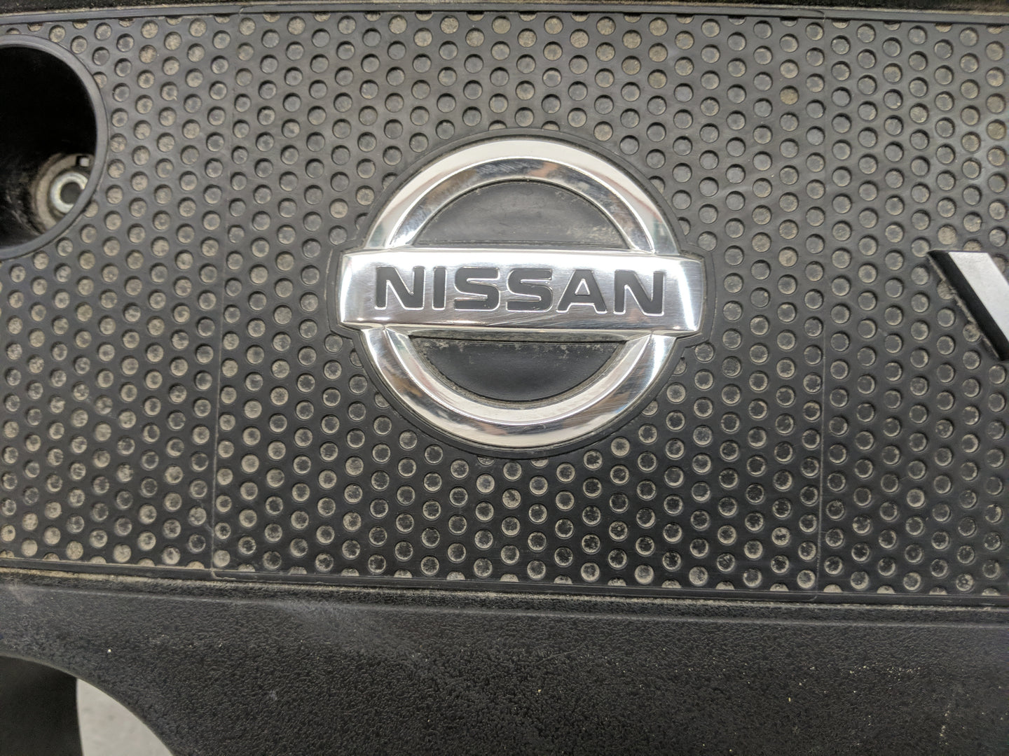 2016 Nissan Pathfinder Engine Cover - Oemusedautoparts1.com