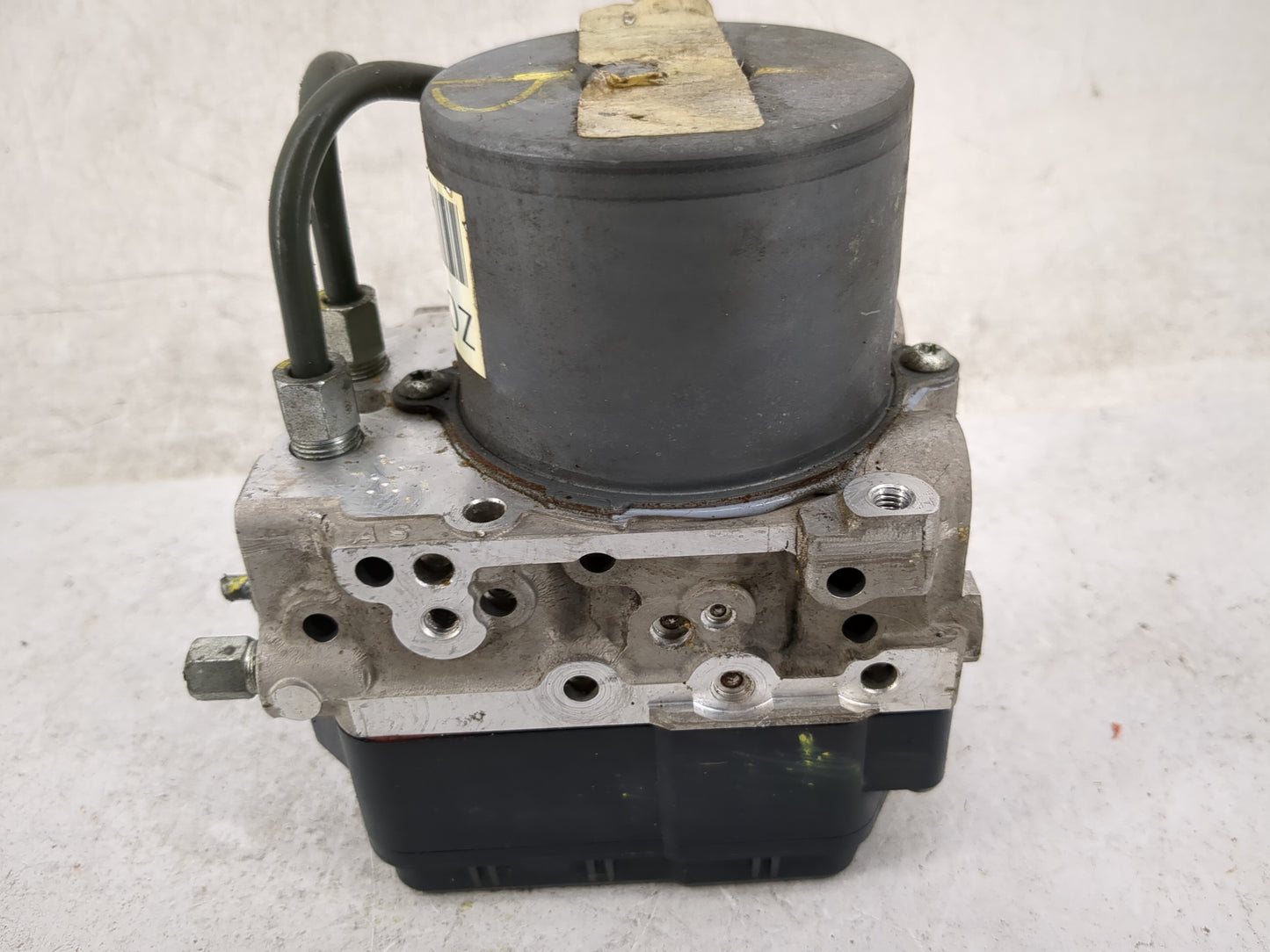 2016 Nissan Pathfinder ABS Pump Control Module Replacement P/N:476609PF0A 133000-6590 Fits OEM Used Auto Parts - Oemusedauto