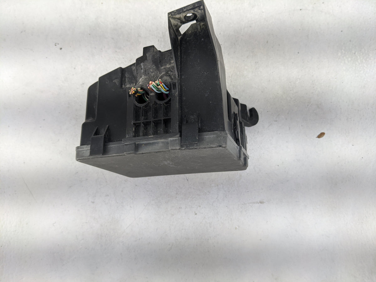 2016 Nissan Pathfinder Fusebox Fuse Box Panel Relay Module P/N:284B69HS0A F50292 Fits Fits 2019 2020 2021 2022 OEM Used Auto