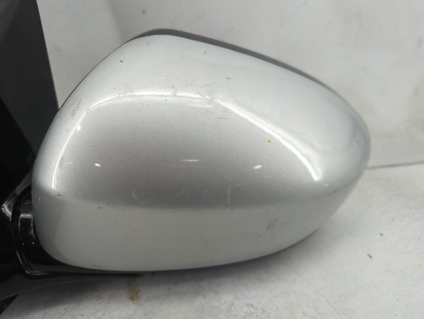 2013-2016 Nissan Pathfinder Driver Side View Mirror - Left Door Mirror OEM Used - Oemusedautoparts1.com
