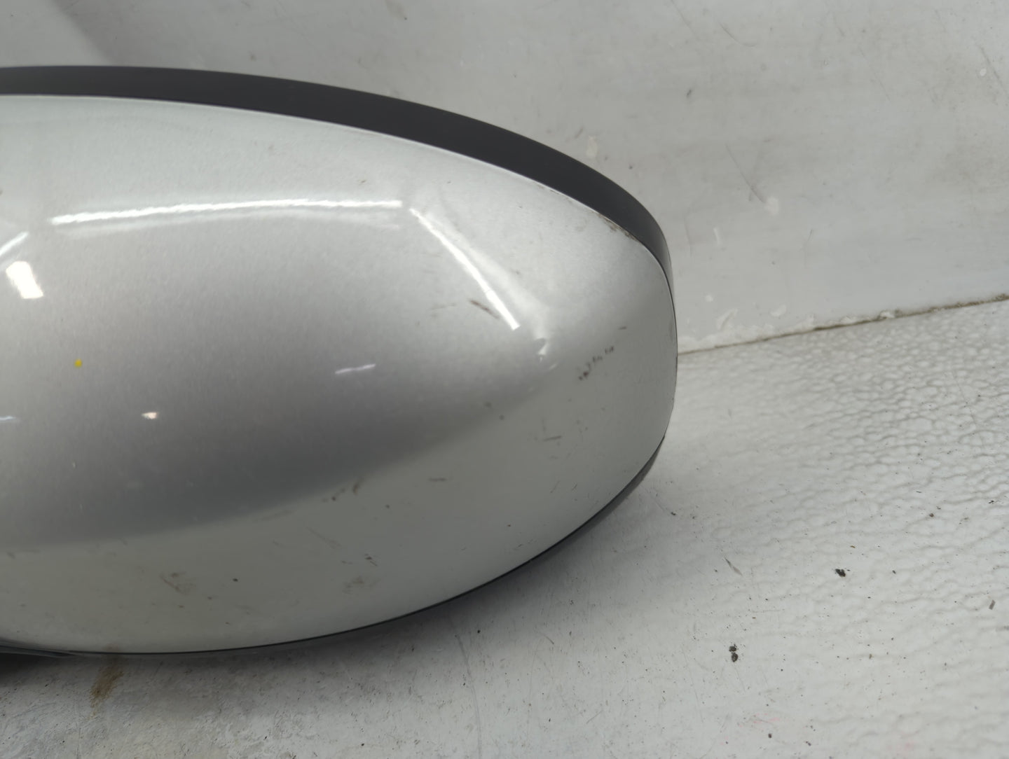 2013-2016 Nissan Pathfinder Driver Side View Mirror - Left Door Mirror OEM Used - Oemusedautoparts1.com