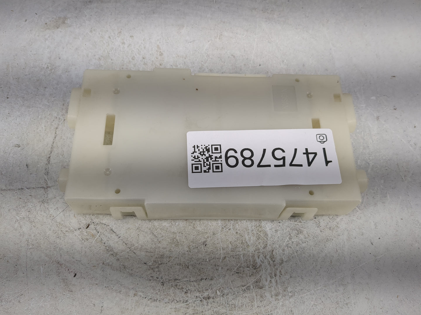 2016-2016 Nissan Pathfinder Temperature Control Module 1475789 - Oemusedautoparts1.com