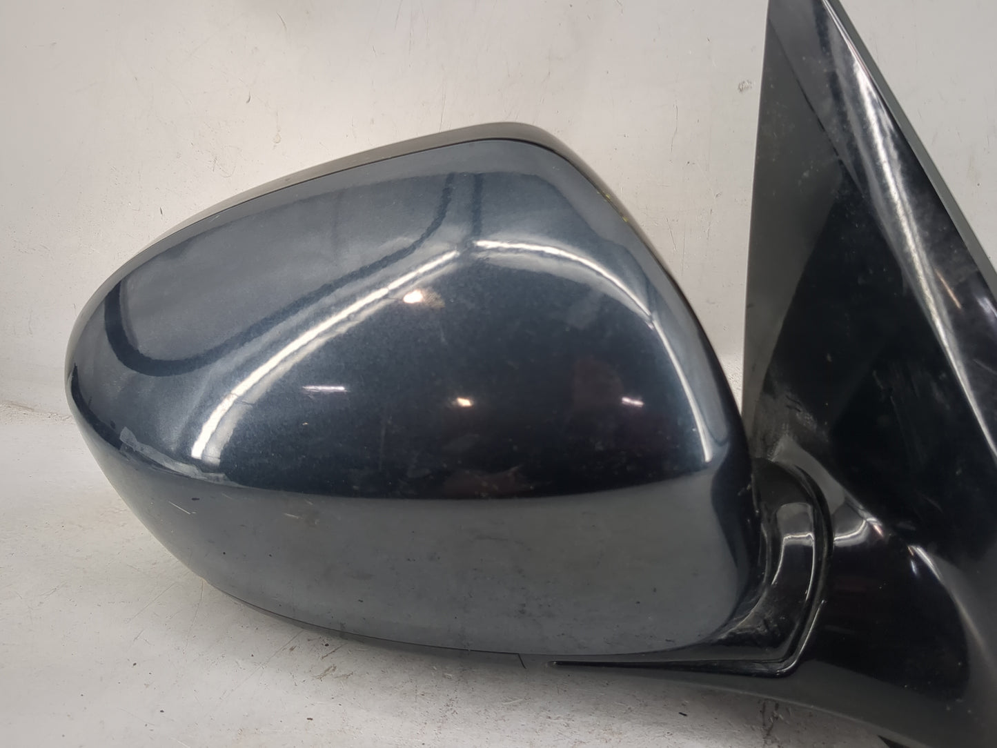 2013-2016 Nissan Pathfinder Passenger Side View Mirror - Right Door Mirror OEM Used - Oemusedautoparts1.com