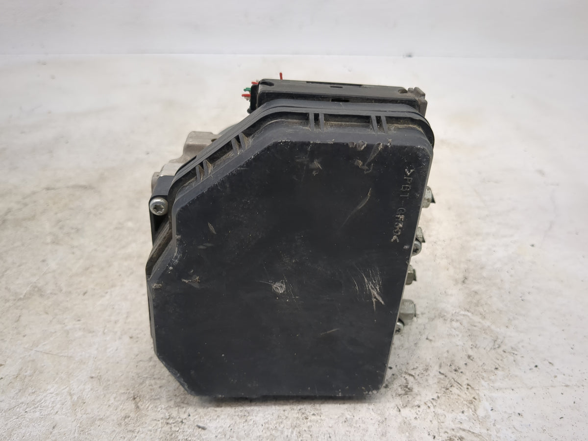 2016 Nissan Pathfinder Anti-Lock Brake ABS Pump Module Actuator OEM P/N:476609NF0B 0511207T1NG Fits OEM Used Auto Parts - Oe