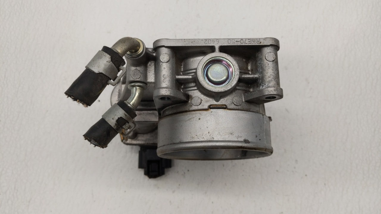 2015-2016 Nissan Pathfinder Throttle Body P/N:RME70-50 Fits Fits 2015 2016 2017 2018 2019 OEM Used Auto Parts - Oemusedautop