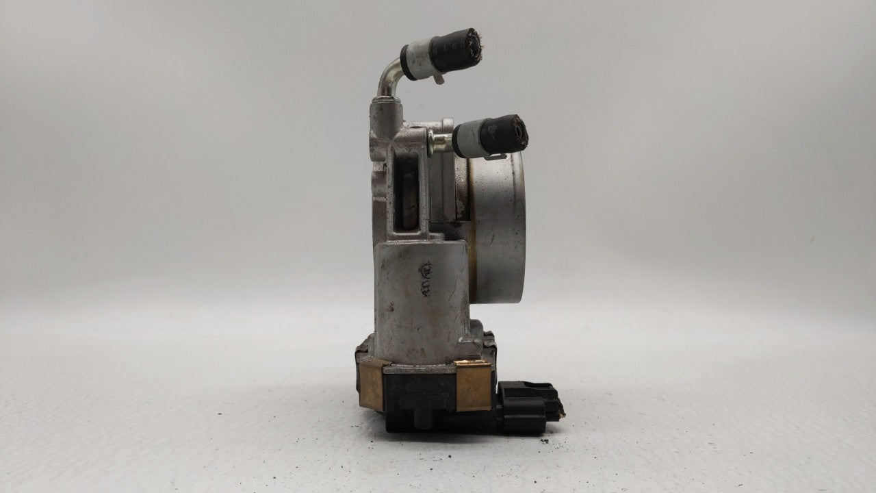 2015-2016 Nissan Pathfinder Throttle Body P/N:RME70-50 Fits Fits 2015 2016 2017 2018 2019 OEM Used Auto Parts - Oemusedautop