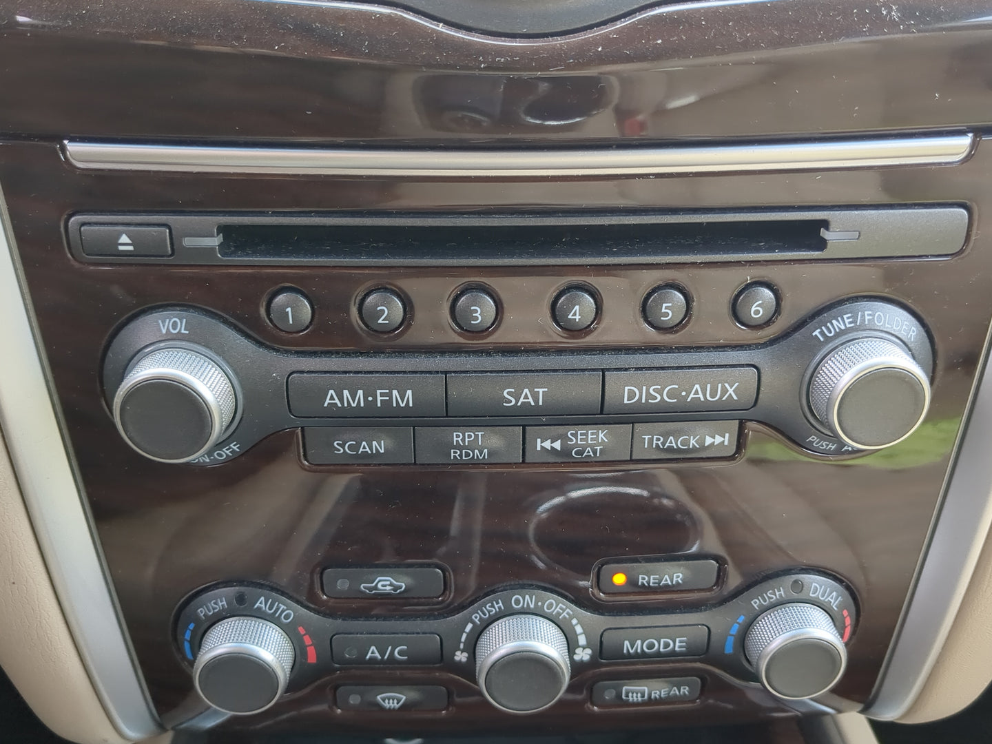 2016 Nissan Pathfinder Radio AM FM Cd Player Receiver Replacement Fits Fits 2017 OEM Used Auto Parts - Oemusedautoparts1.com
