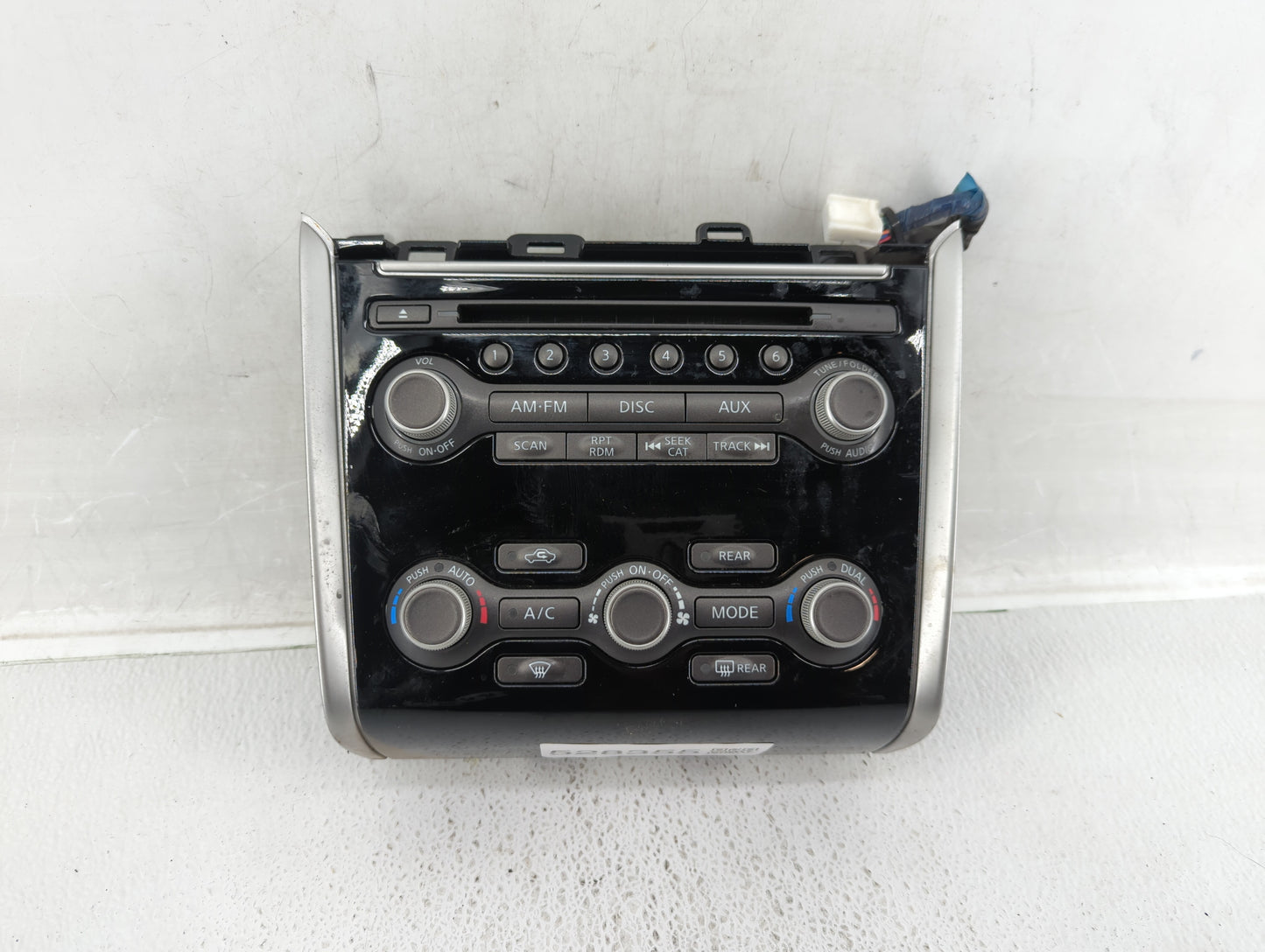 Nissan Pathfinder Radio Control Panel - Oemusedautoparts1.com