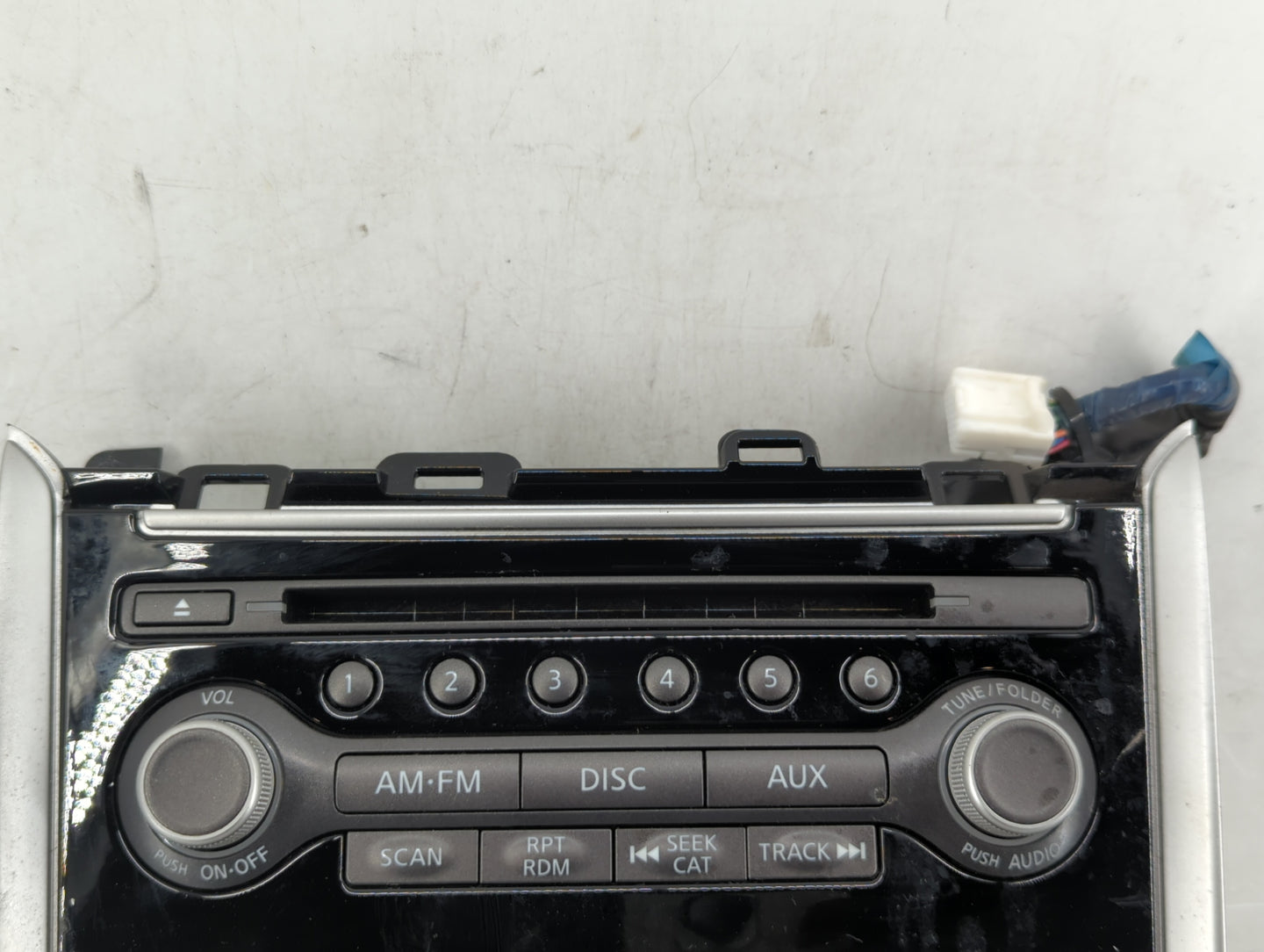 Nissan Pathfinder Radio Control Panel - Oemusedautoparts1.com