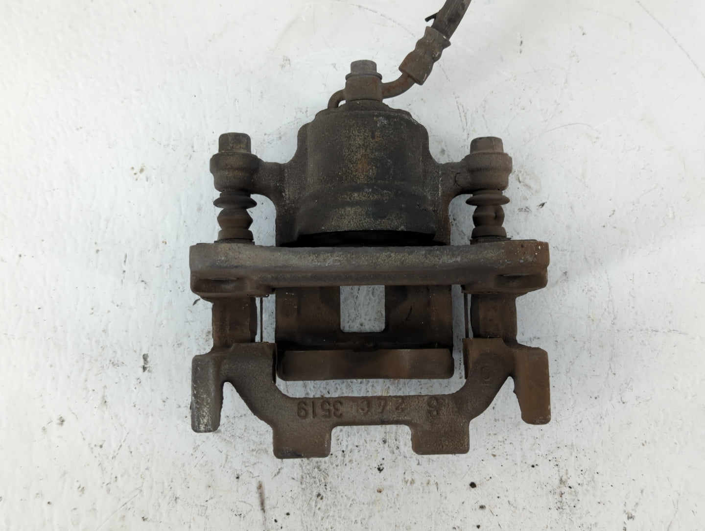 2013-2020 Nissan Pathfinder Front Driver Left Brake Caliper - Oemusedautoparts1.com