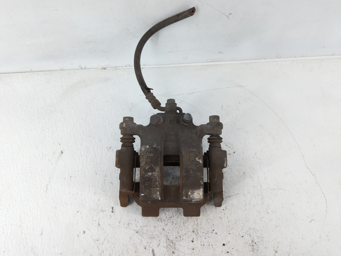 2013-2020 Nissan Pathfinder Front Driver Left Brake Caliper - Oemusedautoparts1.com