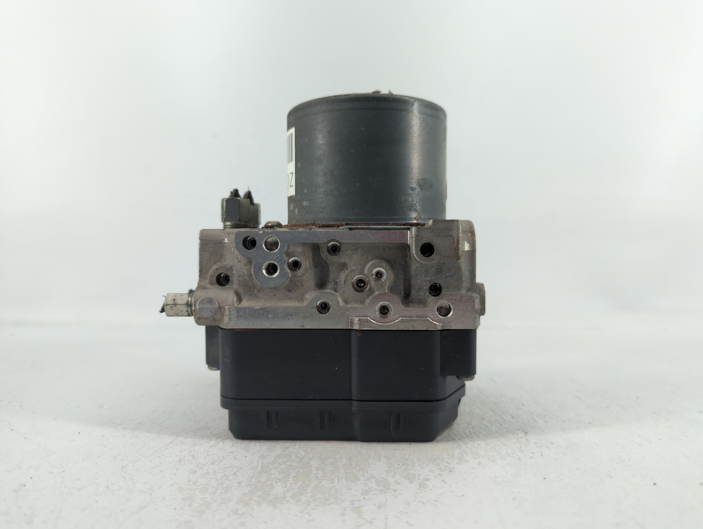 2016 Nissan Pathfinder ABS Pump Control Module Replacement P/N:47660 9PF0A Fits OEM Used Auto Parts - Oemusedautoparts1.com