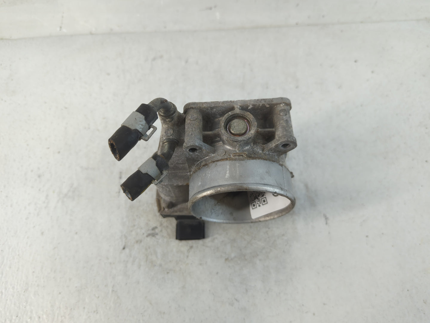 2015-2016 Nissan Pathfinder Throttle Body P/N:RME70-50 Fits Fits 2015 2016 2017 2018 2019 2020 2021 2022 OEM Used Auto Parts
